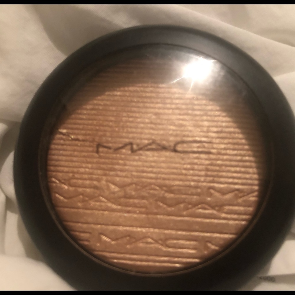 ❌❌SOLD❌❌ Mac Highlighter in Whisper of Guilt